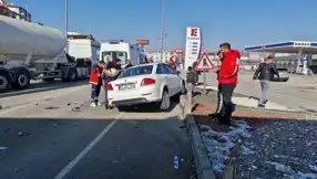 İki Araç Çarpıştı: İki Yaralı