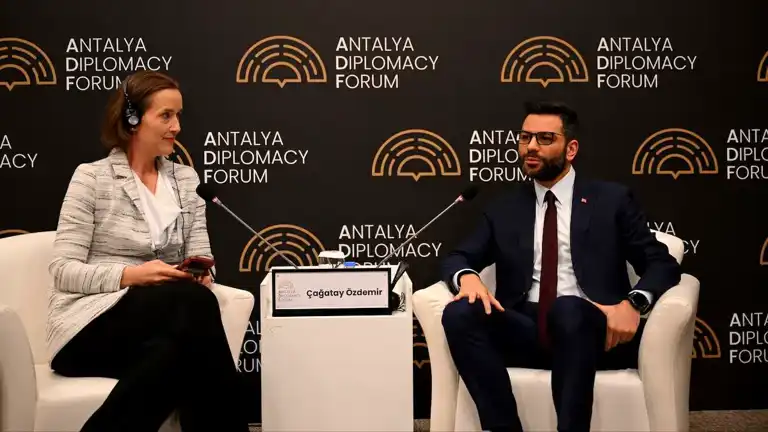 Antalya Diplomasi Forumu'nda İletişim Güvenliği